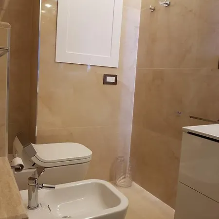 Silvia Apartment Sarzana